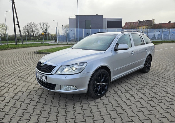 Skoda Octavia cena 20000 przebieg: 358000, rok produkcji 2013 z Legnica małe 92